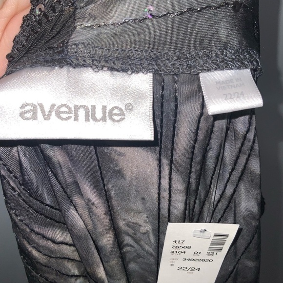 NWT Avenue Smokey Gray Satiny Multicolor Sequins Embroidery Jazzy Cardigan 22/24 - Picture 9 of 9